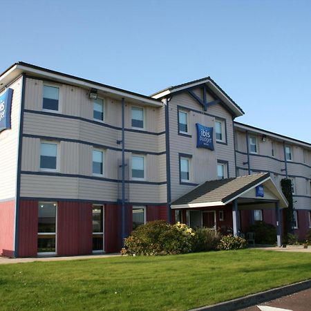Ibis Budget Coutances Buitenkant foto