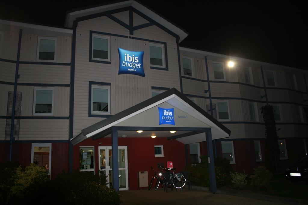 Ibis Budget Coutances Buitenkant foto