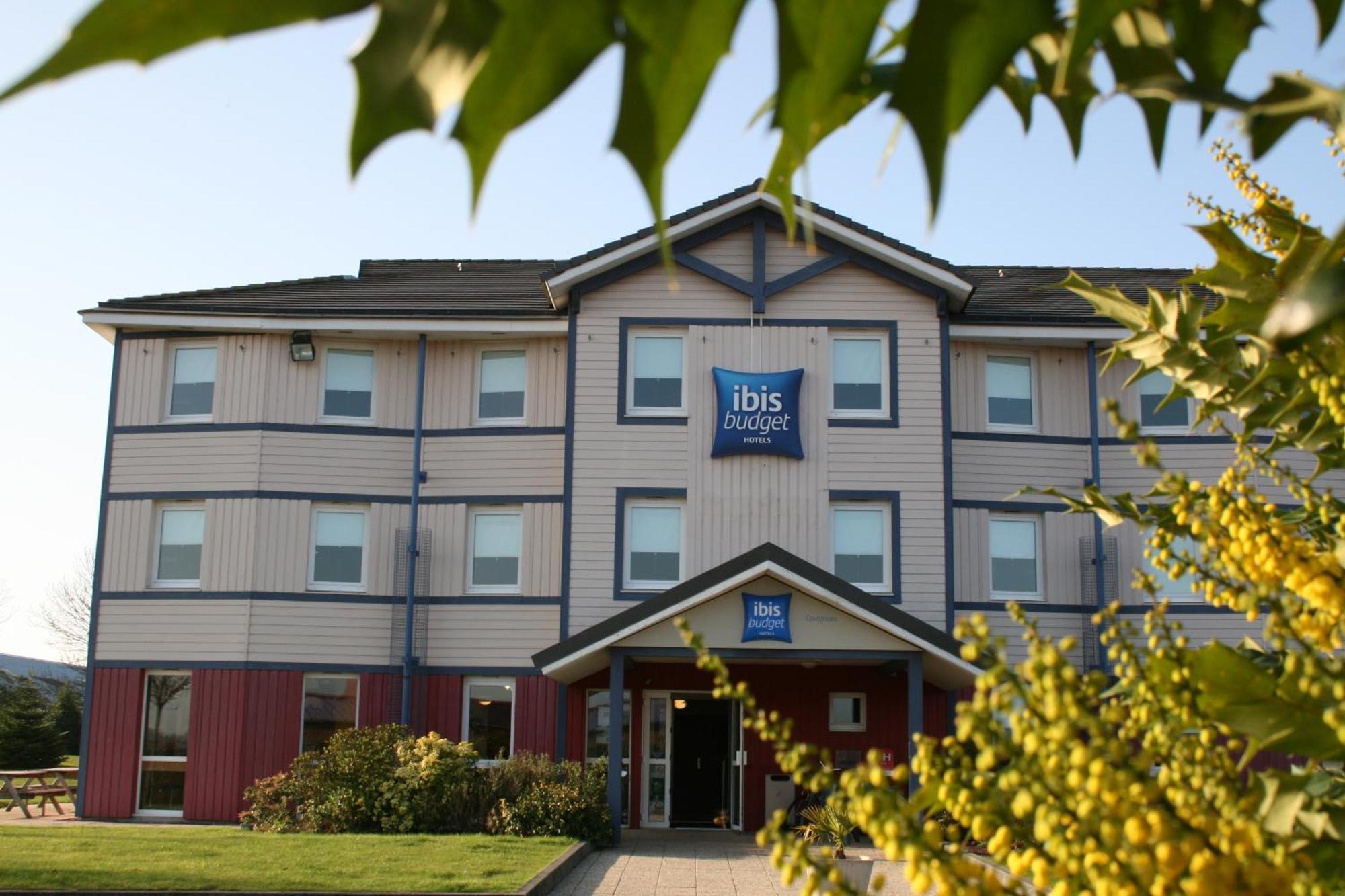 Ibis Budget Coutances Buitenkant foto