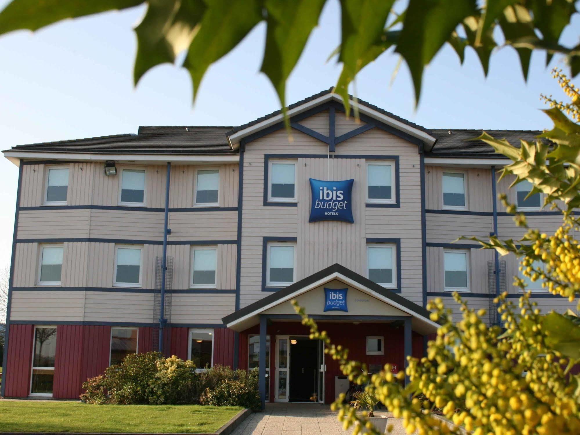 Ibis Budget Coutances Buitenkant foto