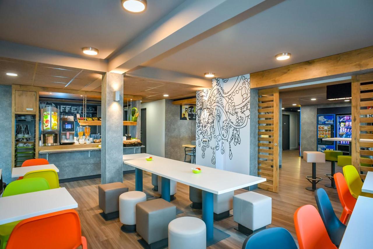 Ibis Budget Coutances Buitenkant foto