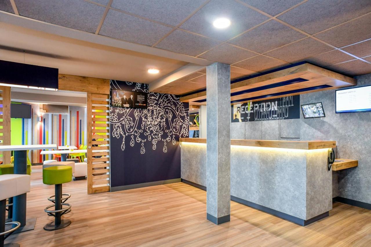 Ibis Budget Coutances Buitenkant foto